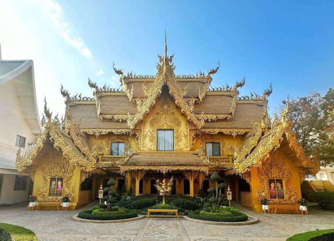 Chiang Rai: 2 Temples (White and Blue) + Black House Museum - Important Information