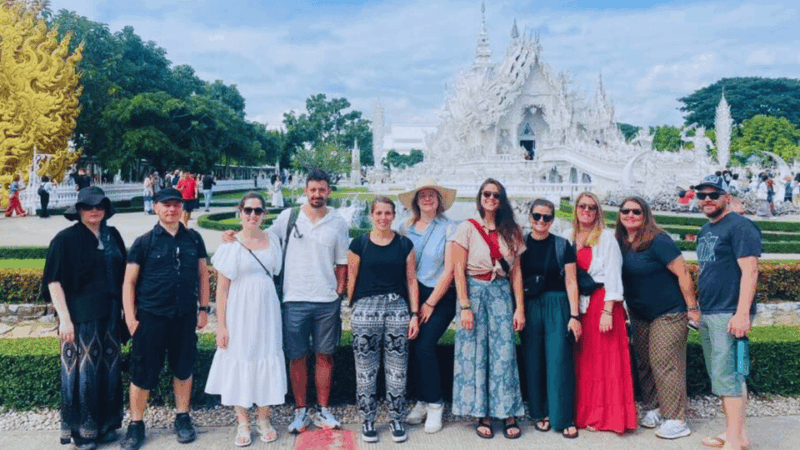 Chiang Rai 3 Temples (White/Blue/Red) + Long Neck Village - Exploring the White Temple