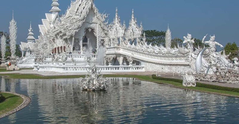 Chiang Rai: 3 Temples White+Blue+Black One Day Tour - Mae Kachan Hot Spring