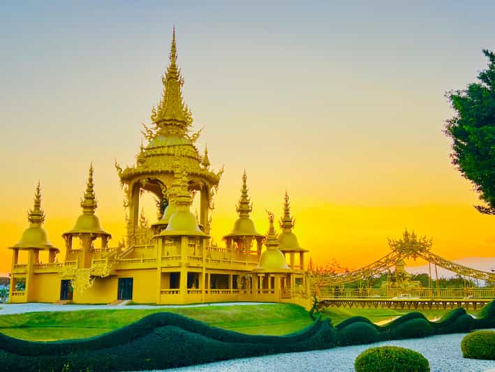 Chiang Rai: Discover 7 Must-See Spots & Lunch Included - Visiting Wat Rong Suea Ten