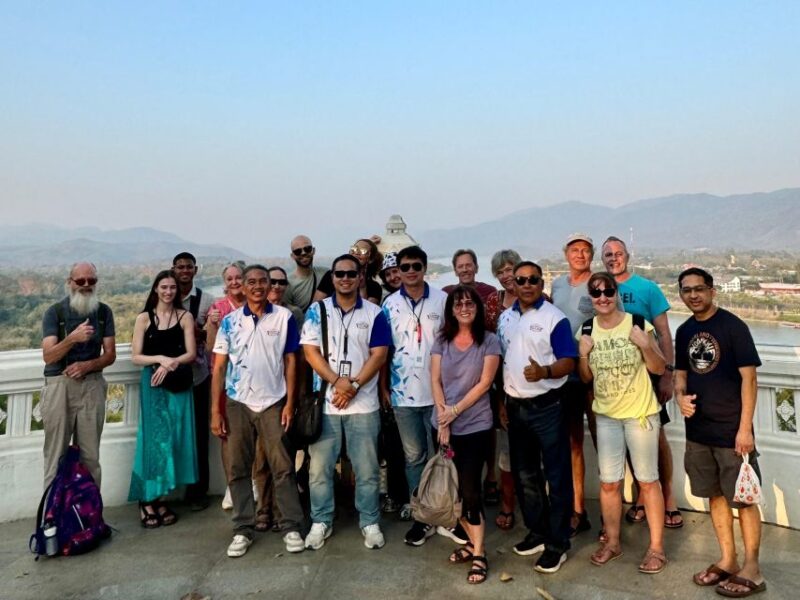 Chiang Rai: Experienced Guide| Visit Popular Places & Lunch - Key Points