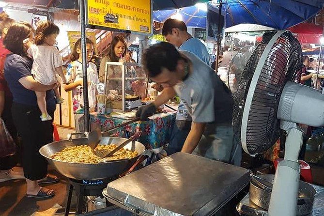 Chiang Rai Food & Night Market Walking Tour With Local Host - Cultural Significance of Northern Thai Cuisine