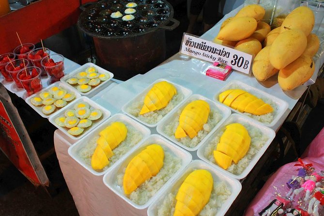 Chiang Rai Food & Night Market Walking Tour With Local Host - Discover Night Market