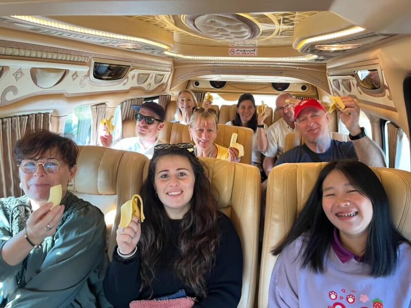 Chiang Rai: Guided Highlights Full-Day Tour With Thai Lunch - Itinerary Highlights
