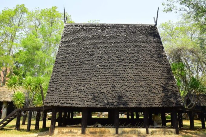 Chiang Rai Guide|Visit Popular Place + Boat to Laos (Group) - Transportation and Guide