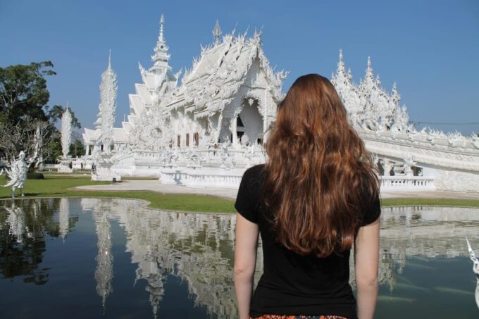 Chiang Rai: Main Temples With Portuguese Speaking Guide - Cultural Significance of Temples