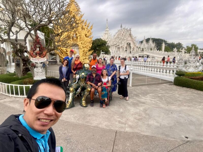 Chiang Rai: Popular Sightseeing Tour 7 Places , Buffet Lunch - Wat Rong Khun (White Temple)