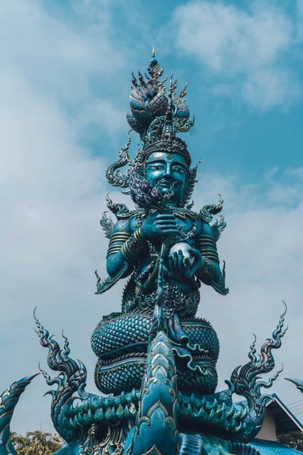 Chiang Rai: Private 1 Day Temple Tour - Wat Phra Kaew