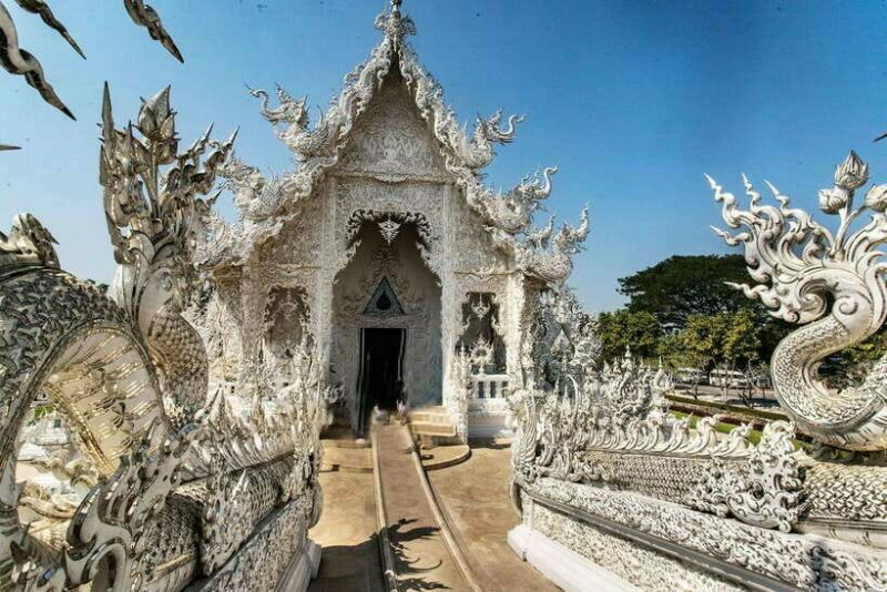 Chiang Rai: Private Half Day Tour  Temples & Lalita Cafe - The Value of This Tour