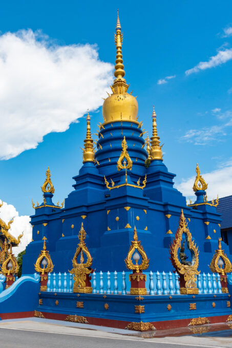 Chiang Rai Temples Tour: White & Blue Temples & Black House - Additional Information