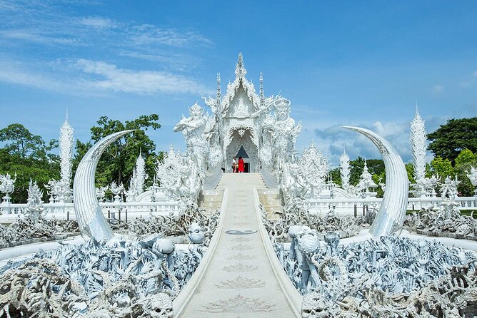 Chiang Rai Tour: Hot Spring,White Temple, Golden Triangle, Yao - Tour Details