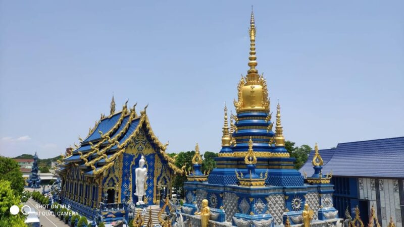 Chiang Rai : White & Blue Temples and Emerald Bhudda Story. - Savoring the Local Culinary Delights