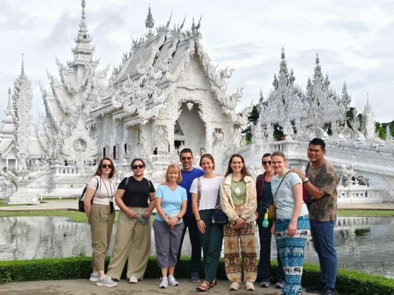 Chiang Rai: White & Blue Temples + Black House Half-Day Tour - FAQ