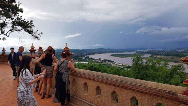 Chiang Rai:Guide With Lunch Full Day Highlight Tour - Important Information