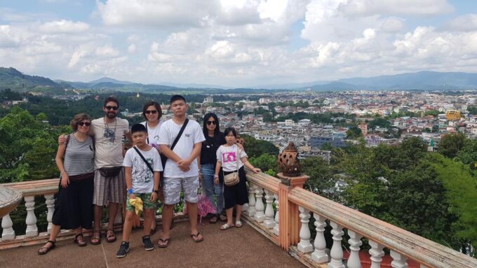 Chiang Rai:Guide With Lunch Full Day Highlight Tour - Price and Savings
