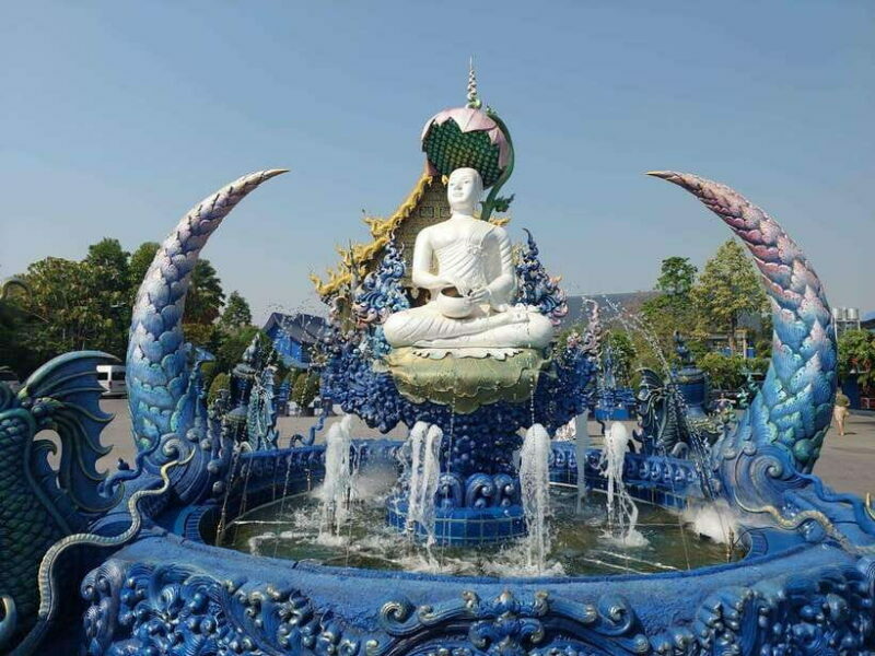 Chiang Rai:Guided Highlights Full-Day Tour-FREE LUNCH BUFFET - The White Temple (Wat Rong Khun): The Showstopper