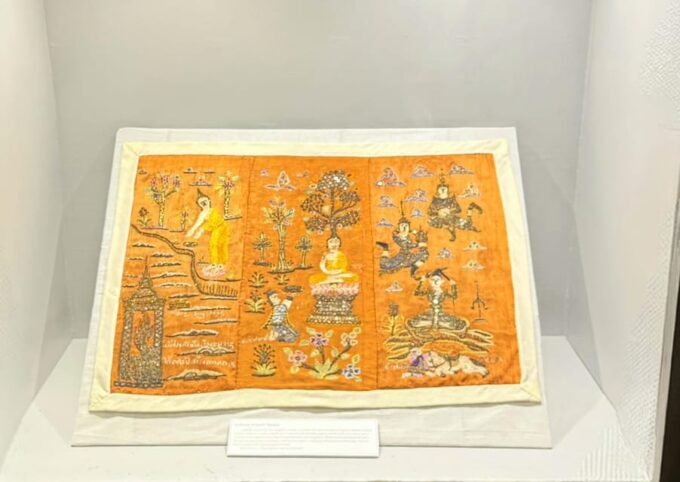 Chiangmai : Indoor Half Day Tour Museum Tour - Rainy Day Recommendation