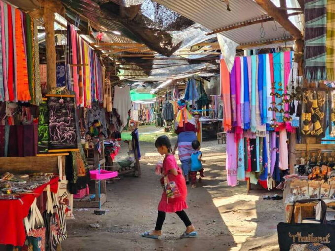 Chiangmai: Sticky Waterfall & Long-Neck Karen Village. - Safety and Assistance