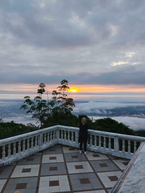 Chiangmai Sunrise Hike - Mesmerizing Sunrise Experience