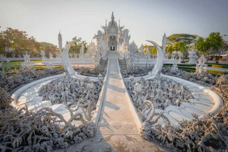 ChiangRai:Full Package!Temples,Long Neck,The Golden Triangle - Who Will Enjoy This Tour?