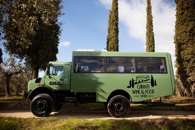 Chianti Safari: Tuscan Villas With Vineyards, Cheese, Wine & Lunch From Florence - Tasting Tuscan Wines, Olive Oils, and Cheeses