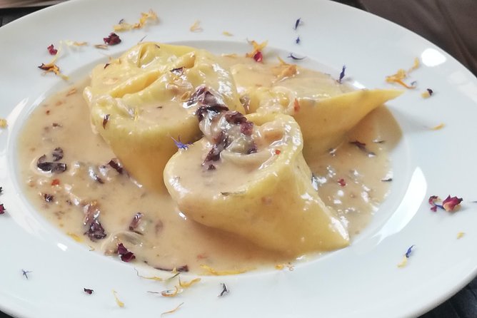 Chianti Wine Tour With Tuscan Lunch Open Top Van - Tour Inclusions and Logistics