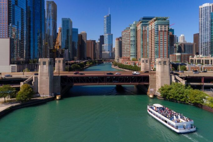 Chicago: 45-Minute Family-Friendly Architecture River Cruise - Frequently Asked Questions