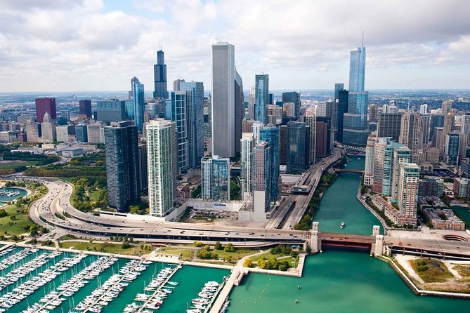 Chicago Airport Transfer: Chicago to OHare Airport ORD in Luxury SUV - Key Points