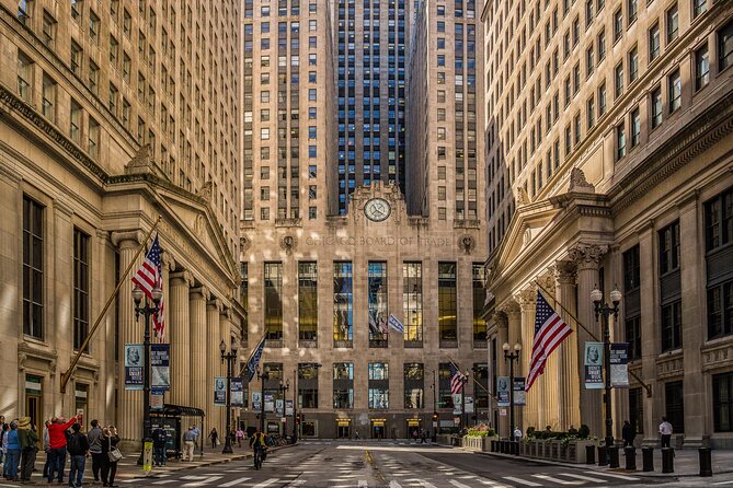 Chicago Architecture, Art and History Tour - Off The Beaten Path - Understanding the Tours Accessibility and Participation