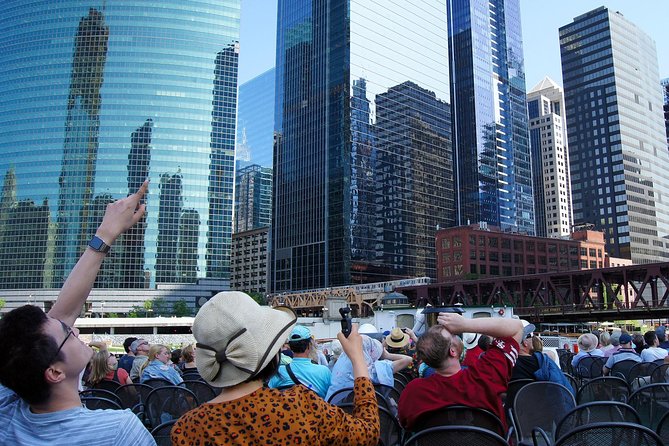Chicago Architecture Center River Cruise Aboard Chicagos First Lady - Meeting Point and Accessibility