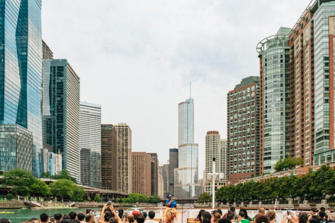 Chicago: Architecture River Cruise Skip-the-Ticket Line - Exploring Chicagos Iconic Architecture