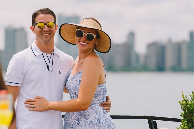 Chicago Buffet Lunch Cruise on Lake Michigan - What to Expect Onboard