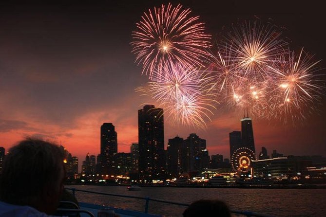 Chicago by Night: 90 Minute River and Lakefront Cruise - Meeting Point and Boarding Information