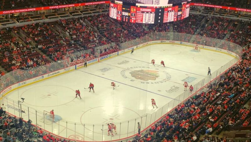 Chicago: Chicago Blackhawks NHL Game Ticket at United Center - Customer Reviews
