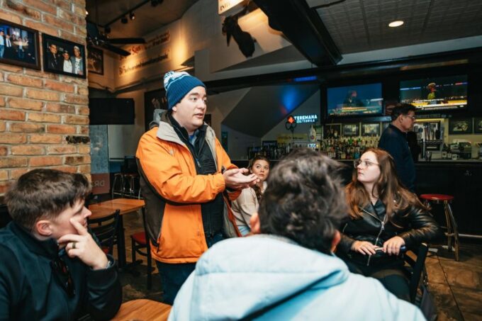 Chicago: Classic Food Walking Tour With Bike or Kayak Rental - Frequently Asked Questions