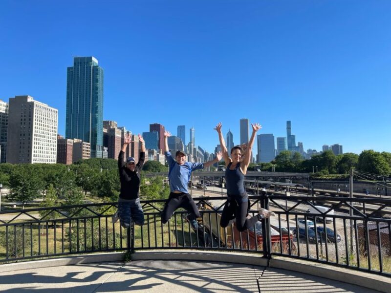 Chicago: Downtown Highlights Running Tour - Experience Highlights