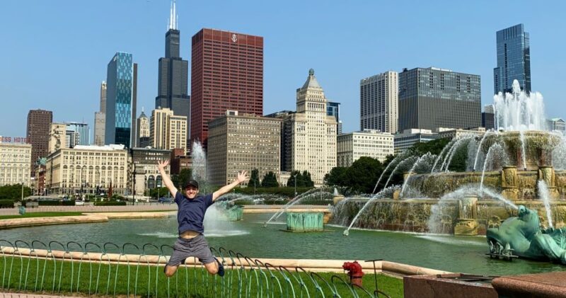 Chicago: Downtown Highlights Running Tour - Booking and Availability