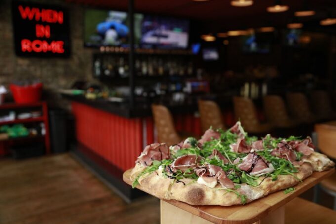 Chicago: Downtown Pizza Guided Walking Tour With Tastings - Customer Feedback