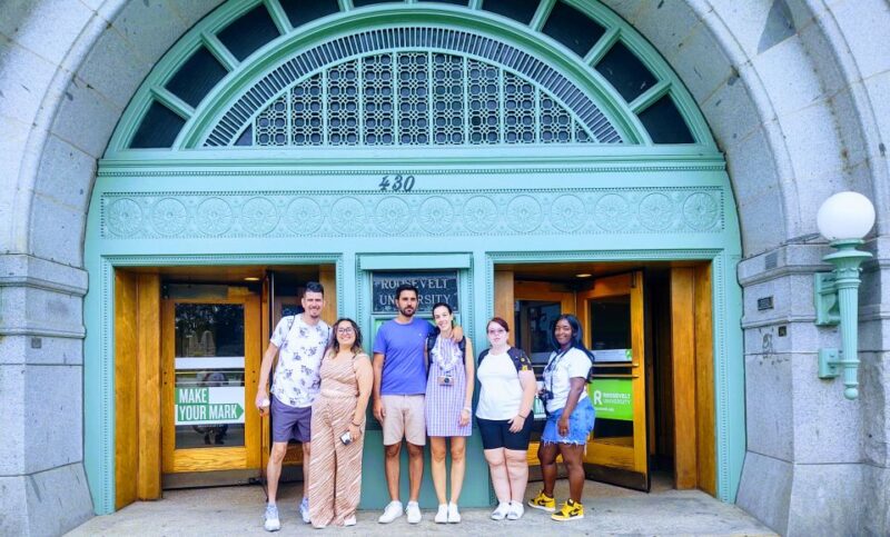 Chicago: Downtown TV and Movie Sites Walking Tour - Experience Highlights