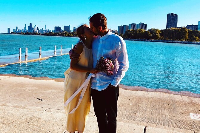 Chicago Elopement With City Landmark Photoshoot & Private Driver - Availability and Price Guarantee