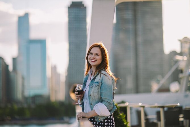 Chicago Fireworks Dinner Cruise With Buffet - Dress Code and Accessibility
