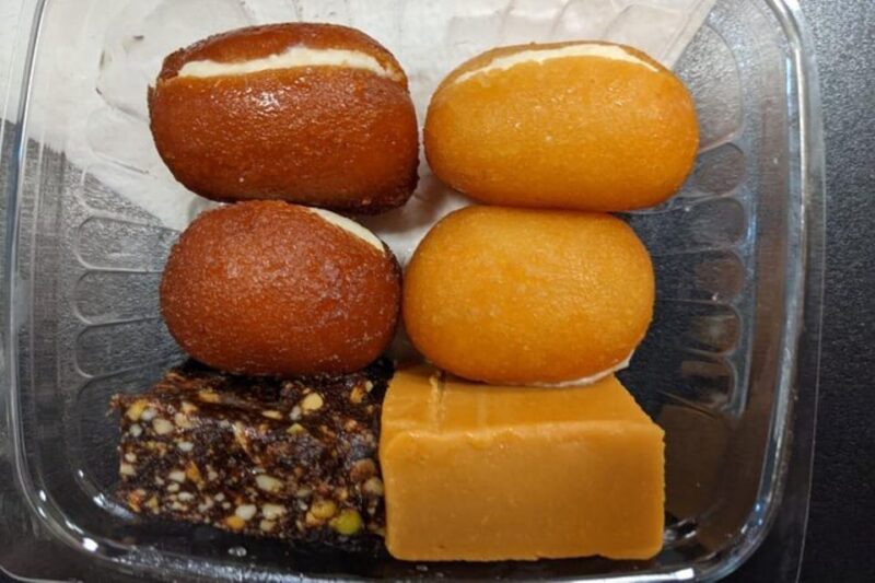 Chicago: Food Tour on Devon Avenue - Exploring Homemade Iraqi Cuisine