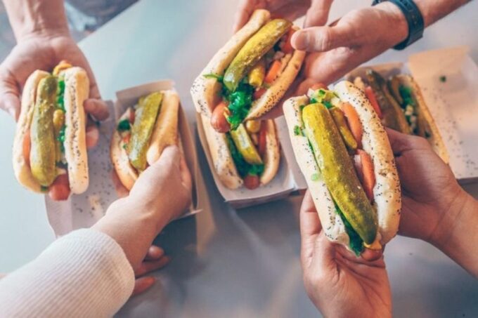 Chicago: Full Day Food Walking Tour + FREE Bike/Kayak Rental - Recommended Items