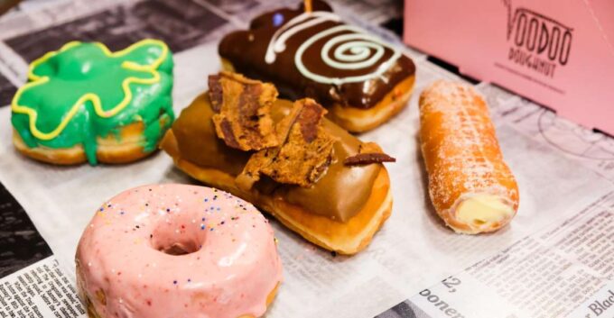 Chicago: Fulton Market Donut Adventure With Tastings - Guided Tour Offerings