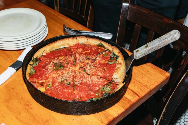 Chicago: Gangsters and Food Tasting Walking Tour - Important Information