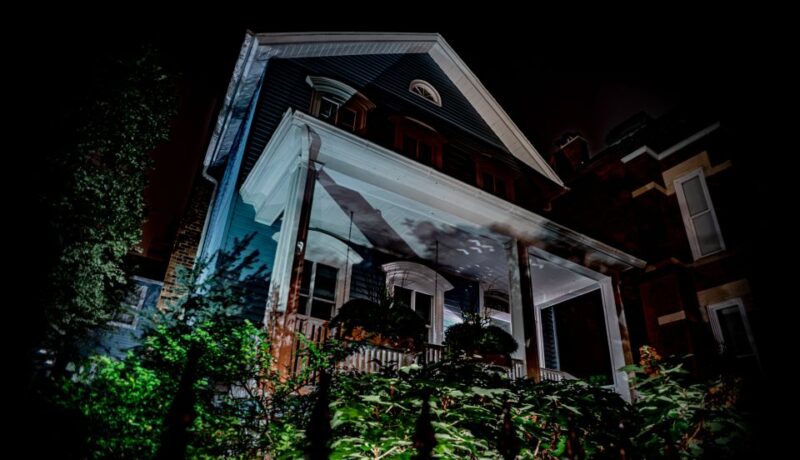 Chicago: Ghosts & Hauntings of the Windy City Walking Tour - Haunted Sites in Chicago