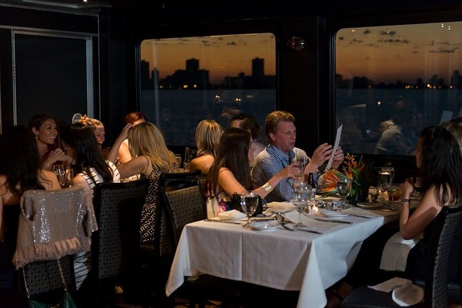 Chicago Gourmet Dinner Cruise on Lake Michigan - Cruise Duration and Experience