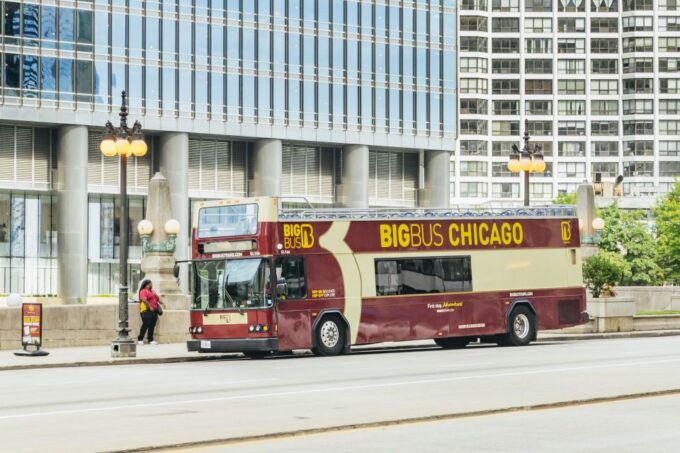 Chicago: Hop-on Hop-off Sightseeing Tour by Open-top Bus - Booking and Cancellation