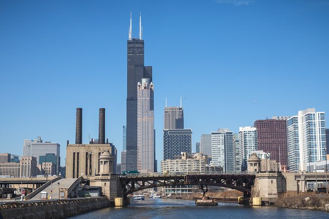 Chicago in a Day: Food and Architecture Private Walking Tour - Tour Accessibility and Participation