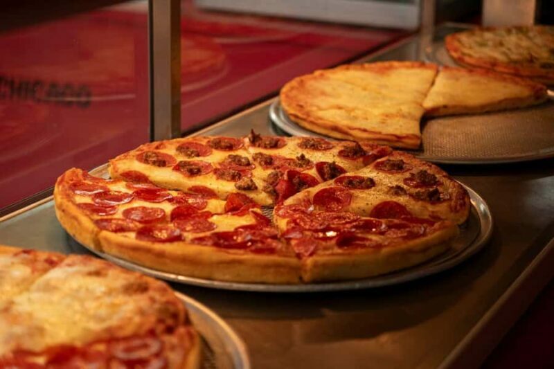 Chicago in a Day: Food, History & Architecture Walking Tour - Savoring Chicago’s Iconic Cuisine